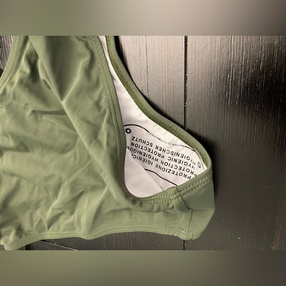 Women's Summer 2 Piece Halter Bikini Swimsuit Set Push Up Bathing Suits NWOT - Picture 7 of 7